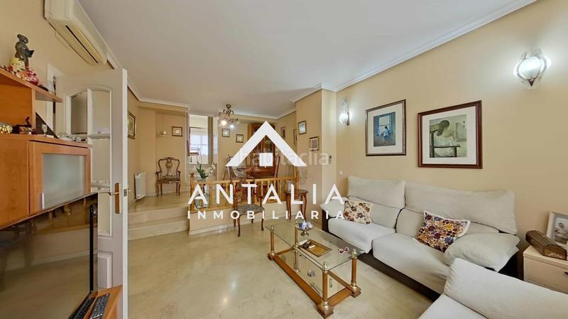 Foto 65a5f0c3-1e38-44b2-bb43-817cc26a6b90. Casa adossada amb calefacció a nuevo Cáceres Cáceres