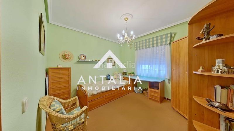 Foto 1d60d38c-9b53-48fe-80ae-89d610a82020. Pis a Centro Cáceres