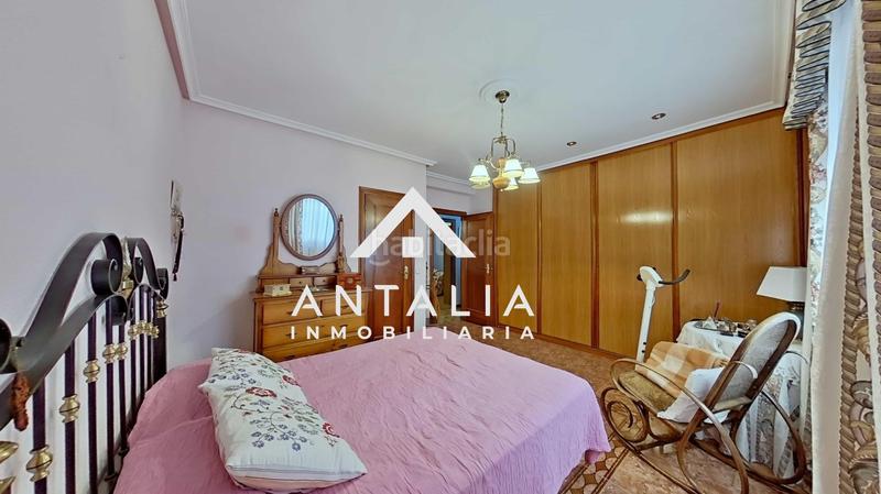 Foto fc54b854-bf60-457d-b7d1-ef8c5bd5db63. Pis a Centro Cáceres