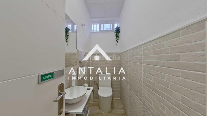 Foto 2bd057ff-ac50-409f-8fb3-e14b983568ef. Alquiler oficina  comercial en alquiler nuevo caceres en Cáceres