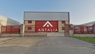 Miete Fabrikhalle in Ruta de la Plata. Alquiler de nave industrial en poligono de las capellanias de ca