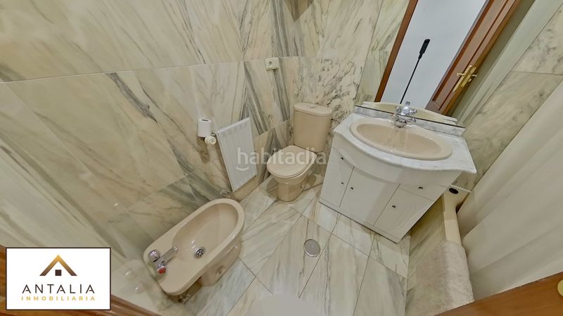 Foto 104db5fc-d3a0-4c0c-a0ef-55a6e7a0b804. Lloguer pis a Centro Cáceres