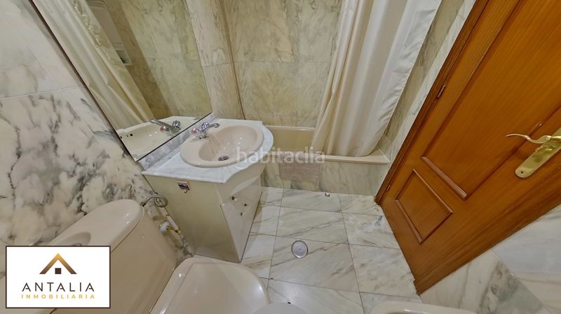 Foto b69104cb-1d6a-4afe-9ed1-3cfb8e9c3b27. Lloguer pis a Centro Cáceres