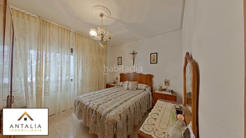 Foto 9de7f561-1add-4310-a5cc-2e9db0215217. Flat in Centro Cáceres