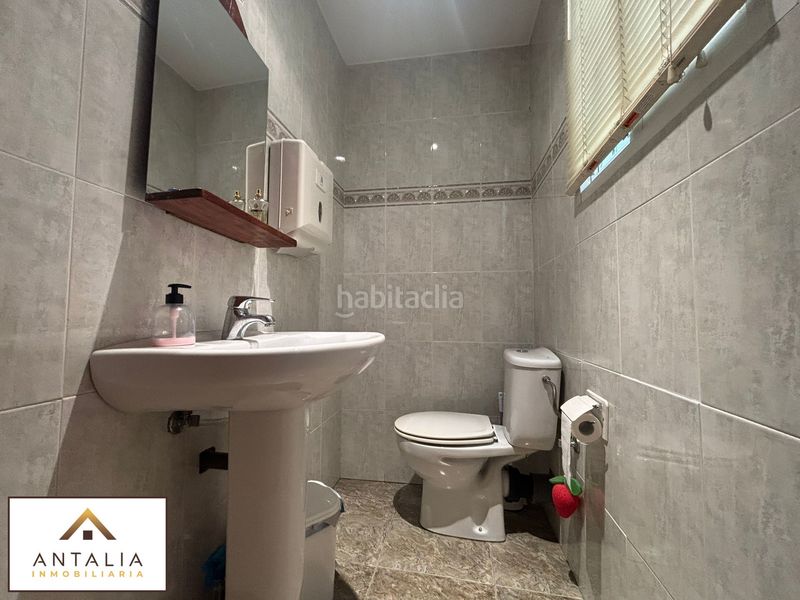 Foto adcdaa2a-7322-4cae-a029-0a8ffb982329. Local comercial a Casco Antiguo Cáceres
