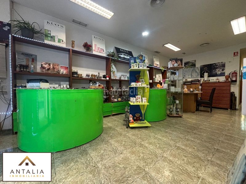 Foto b31d5131-a984-4b36-9020-6dc1afee52d2. Local comercial a Casco Antiguo Cáceres