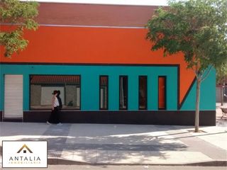 Local Comercial a Montesol - Mejostilla. Local comercial reformado a pie de calle en venta en mejostilla