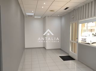 Business premise in Nuevo Cáceres. Local comercial en nuevo caceres