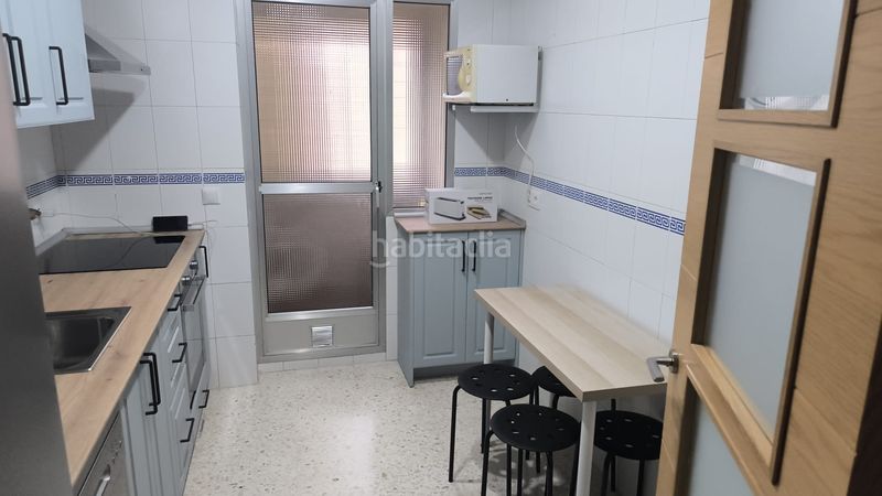 Foto 7f5b6046-bcb7-4a33-8071-fbb5a6158213. Lloguer pis a Centro Cáceres