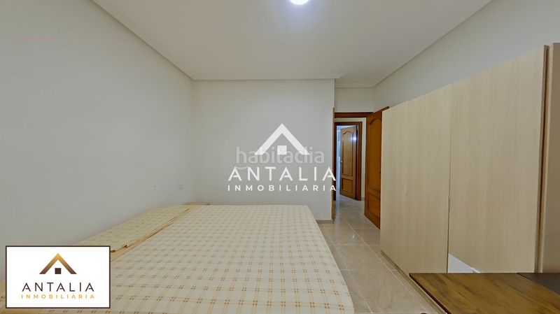 Foto d0e4ae3a-7db4-4b8d-a35d-5eac9333b894. Rent flat in Centro Cáceres