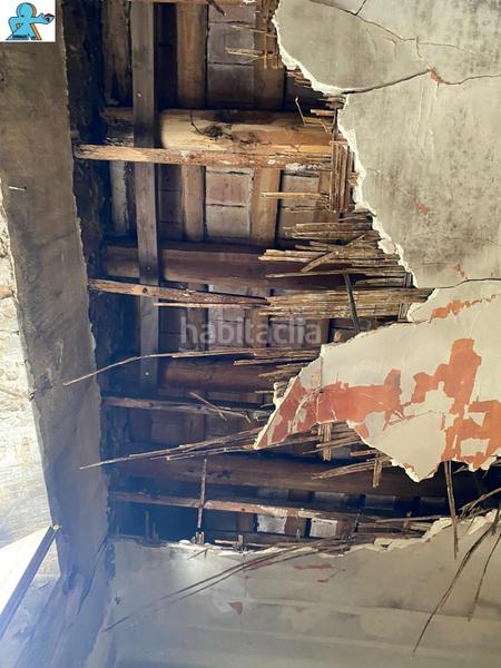 Foto 79424adc-83b2-41c6-8c69-fd623b2c8dc5. Xalet amb calefacció a Portbou