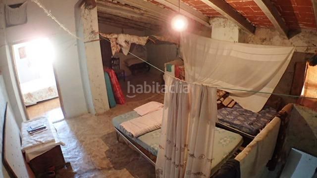 Foto 755847d0-2a53-47b3-aea3-db3cbe827e11. Masia a Crivillén