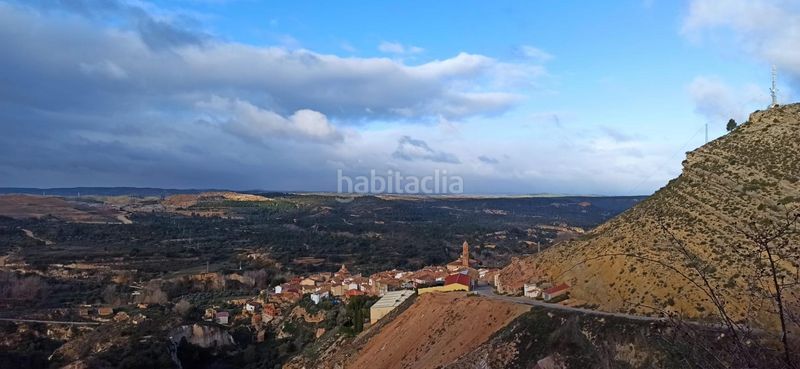 Foto d3cff6f5-4ca2-4609-8f61-eef5acbcd8b6. Masia a Crivillén