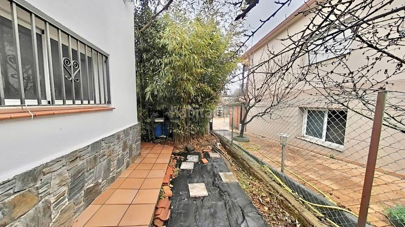 Foto b36a3a11-9f3a-4cb6-a4c7-ca50aef6fec1. Casa amb calefacció aparcament a Cànoves i Samalús