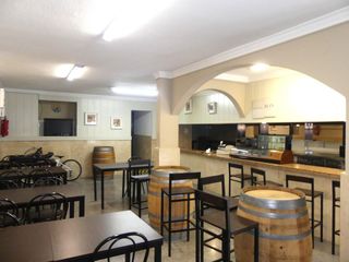 Miete Geschäftsraum in Font Verda. Barrestaurant en lloguer a la font verda granollers  local total