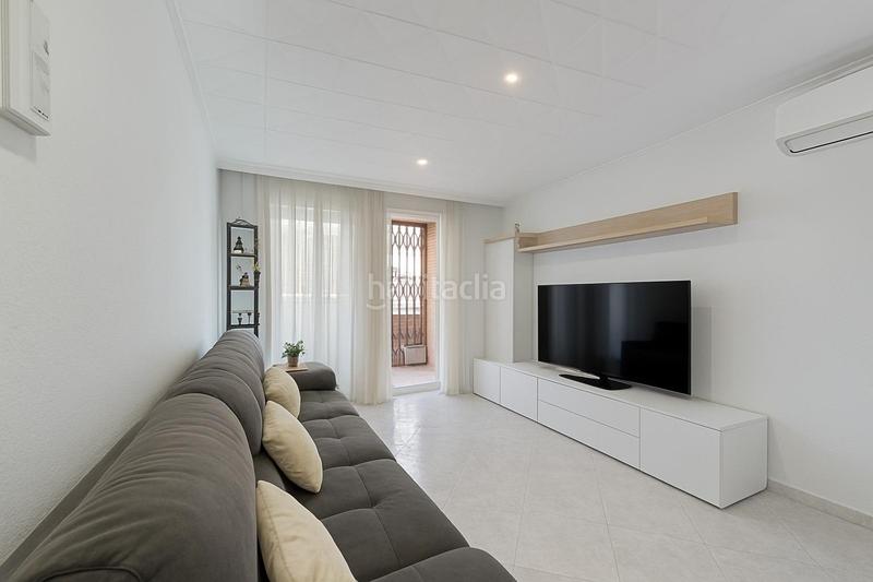 Foto 47bd1527-5dd6-4cb3-bb10-c74056c4e74c. Ground floor with heating in Granollers nord Granollers