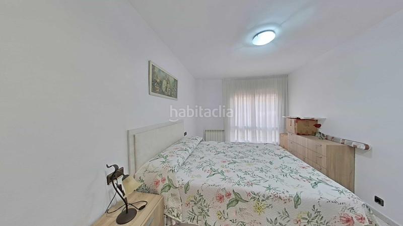 Foto b606c01c-aa26-4cf7-adc9-63a42373f22e. Ground floor with heating in Granollers nord Granollers