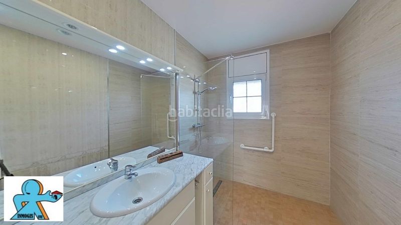 Foto 4716d25f-6c01-4b78-bc6e-46e2838bbed9. Àtic amb calefacció aparcament a Ca n´Oriol Rubí