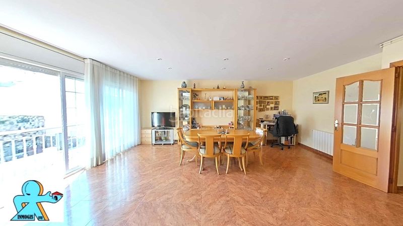 Foto d7f7cdfc-a8bc-40db-b2a4-8adb9bb45877. Àtic amb calefacció aparcament a Ca n´Oriol Rubí