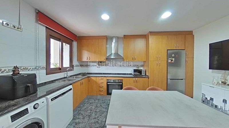 Foto 4b126b34-705a-4389-8975-baa958c8a2d3. Casa amb calefacció aparcament piscina a Castellcir
