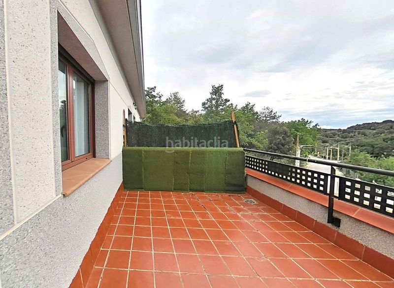 Foto cfd827f6-8b14-475b-8d07-f485786fb30e. Casa amb calefacció aparcament piscina a Castellcir