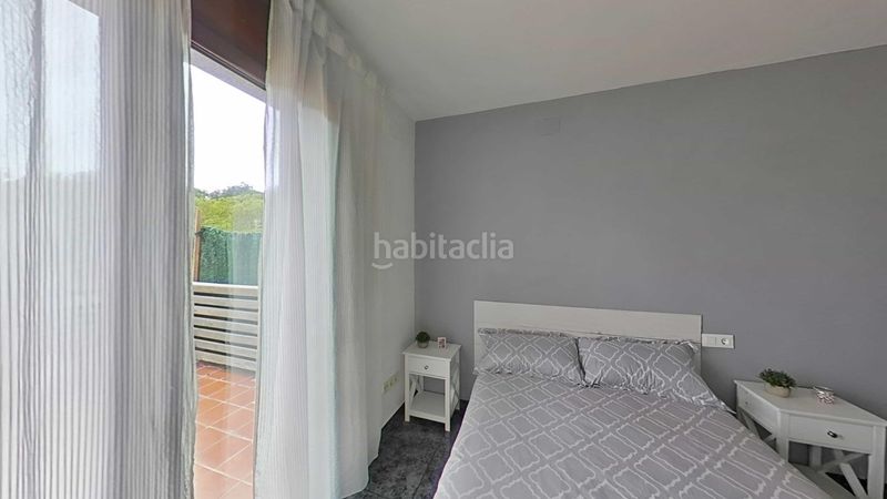 Foto dd145cda-c787-42b5-85b8-01069d1632dd. Casa amb calefacció aparcament piscina a Castellcir