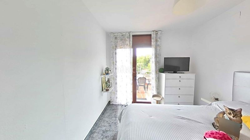Foto f90cf420-e25a-4088-a42d-4073d1381933. Casa amb calefacció aparcament piscina a Castellcir