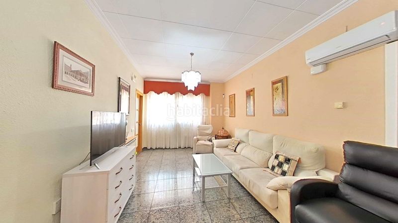 Foto 2cd88691-5588-4059-a327-aa3274a2feaa. Planta baixa amb calefacció a Roca del Vallès (La)