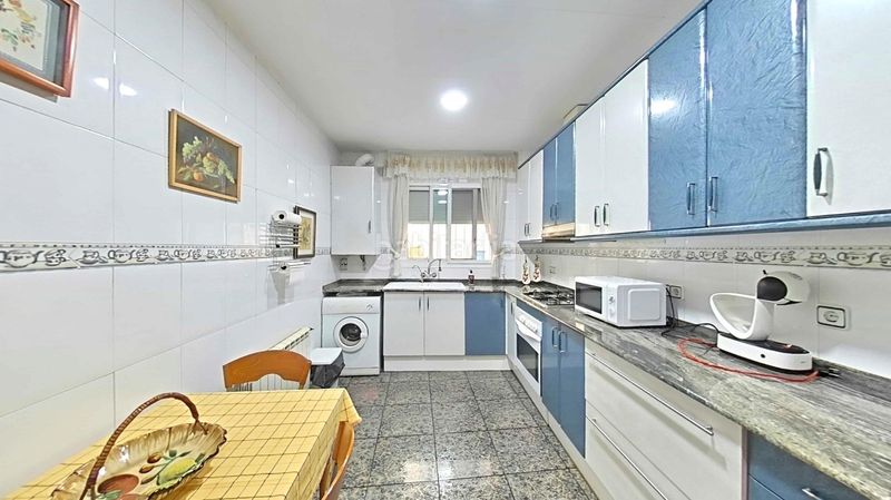 Foto ae37d75b-c66b-47a2-ad80-1d1e83ef8bb2. Planta baixa amb calefacció a Roca del Vallès (La)