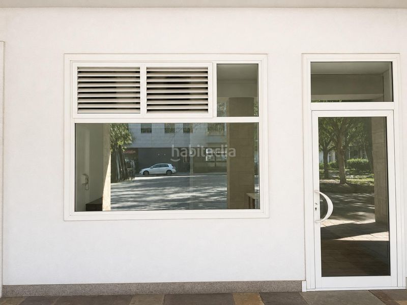 Foto f01b1710-01aa-45fa-98f1-8272fda9e0a0. Local comercial a Centre Granollers