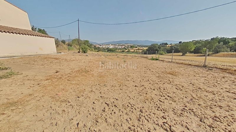 Foto c0f94f67-e52f-4efa-a7c8-75e0f3caa4cc. Masia amb aparcament a Franqueses del Vallès (Les)