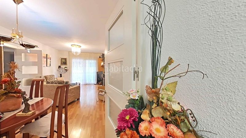 Foto 4edbcf0a-e588-4a56-ae9e-62683ecd3df6. Flat with heating in Canovelles