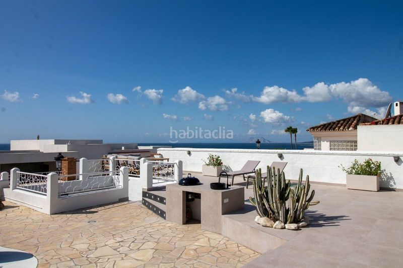 Foto c9616f4a-3039-4f69-b998-f46d2f69fe5a. Lloguer xalet amb aparcament a Chullera Manilva