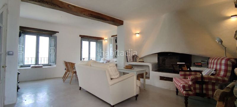 Foto e104191b-00db-4fb4-b94a-d56240b1b8af. Casa adossada a Castellar de la Frontera