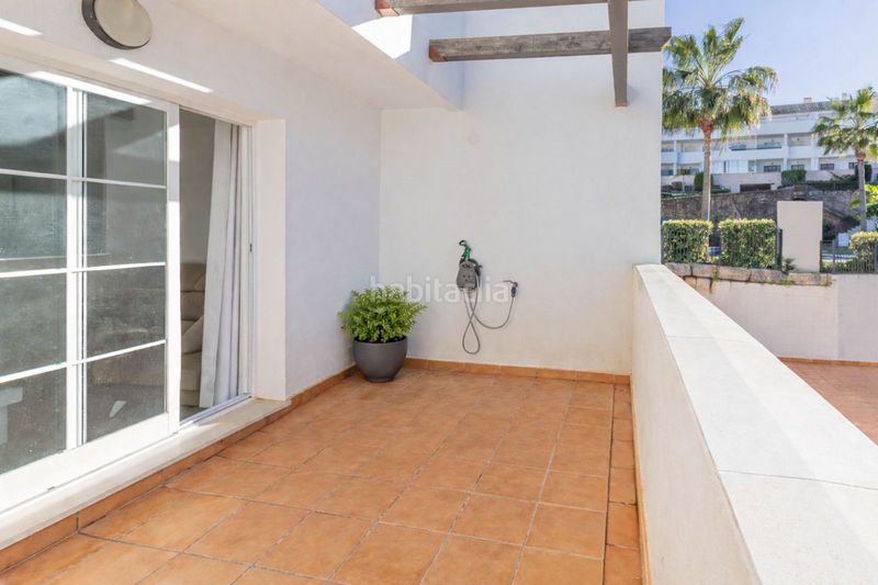 Foto 73be2787-191e-44e0-a9fb-0cf581992635. Apartament amb aparcament piscina a La Alcaidesa
