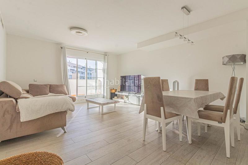 Foto bc50cdb0-4bb5-4827-b247-9b57b7a16ead. Appartement avec parking piscine dans La Alcaidesa