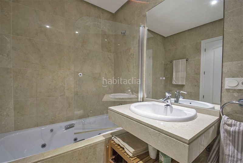 Foto 173b9ef0-9291-49ab-95b2-6dd7090bf17d. Attico con parcheggio piscina in La Alcaidesa