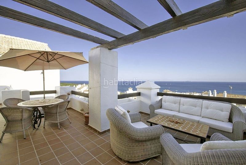 Foto 0d3b8d65-8ffe-419b-9136-390963de584c. Dachwohnung mit parking pool in La Alcaidesa