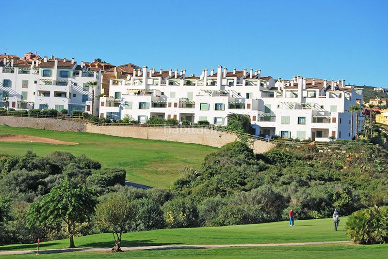 Foto 971673b6-9fdc-4e59-94e1-71858b7a29ae. Apartament amb aparcament piscina a La Alcaidesa