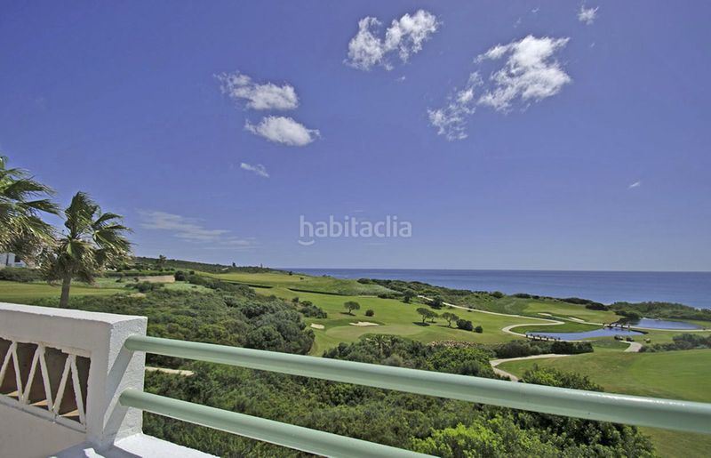 Foto c798cb4d-beb1-4824-97df-ae5c2419c3d0. Apartament amb aparcament piscina a La Alcaidesa