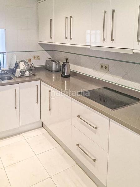 Foto 48f2e81c-582f-4812-b0d4-eb81cb80eb3a. Lloguer casa adossada amb aparcament piscina a La Alcaidesa