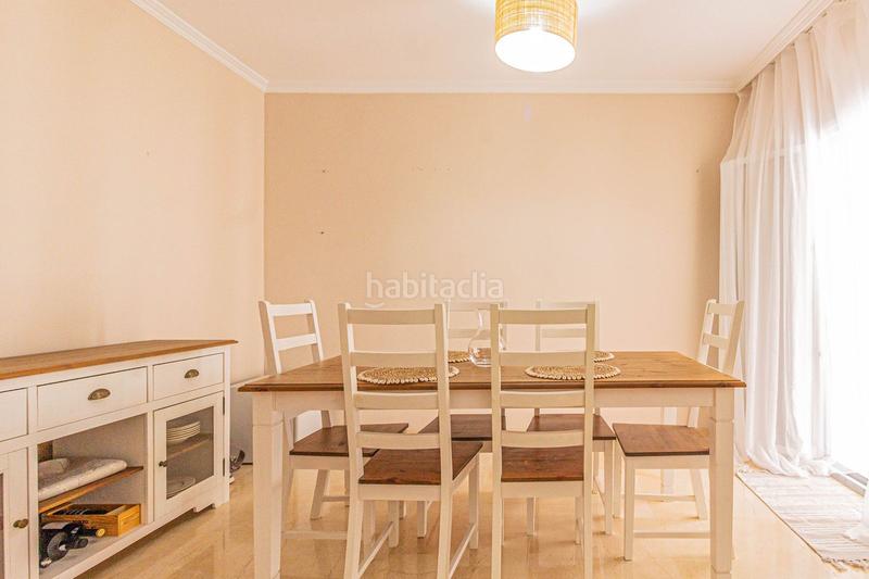 Foto 55ca789a-b39b-4834-afe6-33e250cd82d7. Lloguer casa adossada amb aparcament piscina a La Alcaidesa