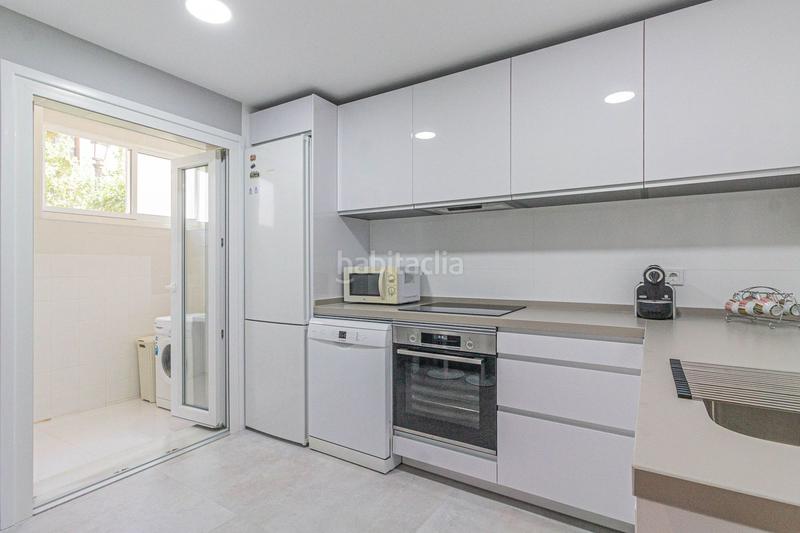 Foto 8e629e4a-dfc6-41a0-b83e-4f3e6d7ada07. Lloguer casa adossada amb aparcament piscina a La Alcaidesa