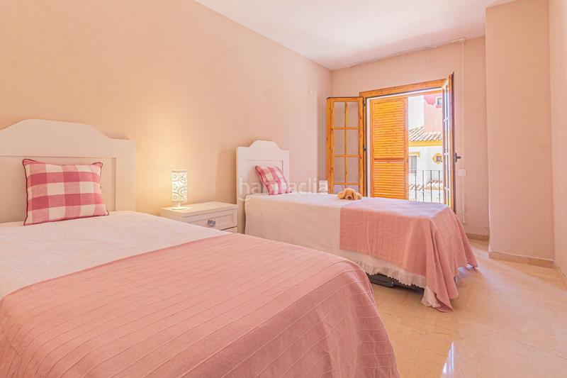 Foto b42d048a-0e72-419a-b09f-057adf4706eb. Lloguer casa adossada amb aparcament piscina a La Alcaidesa