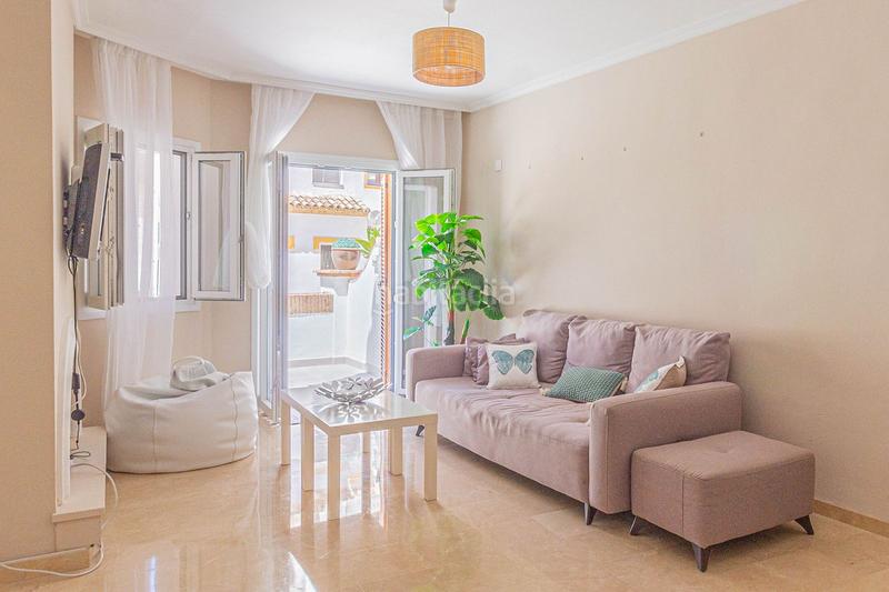 Foto db104486-98c3-408d-adc4-b57247db8ec5. Lloguer casa adossada amb aparcament piscina a La Alcaidesa