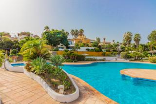 Semi detached house in La Alcaidesa