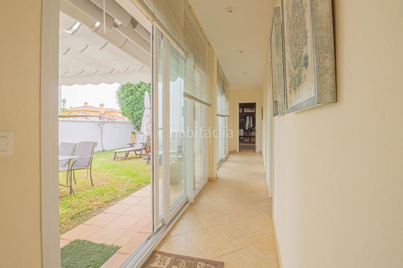 Foto 60dfb513-603f-4603-a1ac-74d4b3169330. Chalet con parcheggio in El Zabal-Santa Margarita Línea de la Concepción (La)