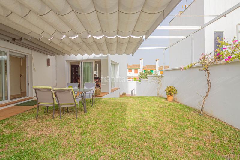 Foto 6a08ba65-b374-4f2c-8e09-37f0663b560f. Chalet con parcheggio in El Zabal-Santa Margarita Línea de la Concepción (La)