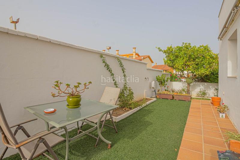 Foto a6756bb1-0788-49a9-99b5-5a4de64e623a. Chalet con parcheggio in El Zabal-Santa Margarita Línea de la Concepción (La)