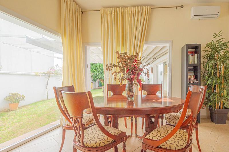 Foto b3425f40-487b-49c0-a605-73e700dfe6e7. Chalet con parcheggio in El Zabal-Santa Margarita Línea de la Concepción (La)